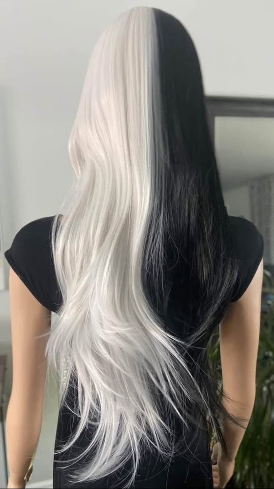 NWT 26” Black & White Cruella DeVille Synthetic Wig 2264 - photo 4