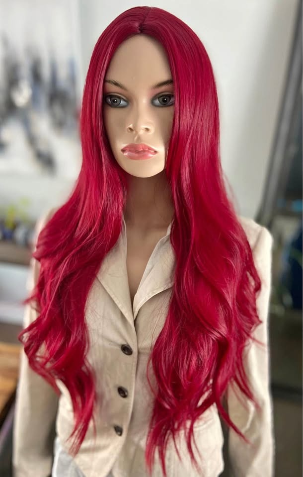 NWOT 34” Long Layered Deep Red Mermaid Poison Ivy Wig 2251