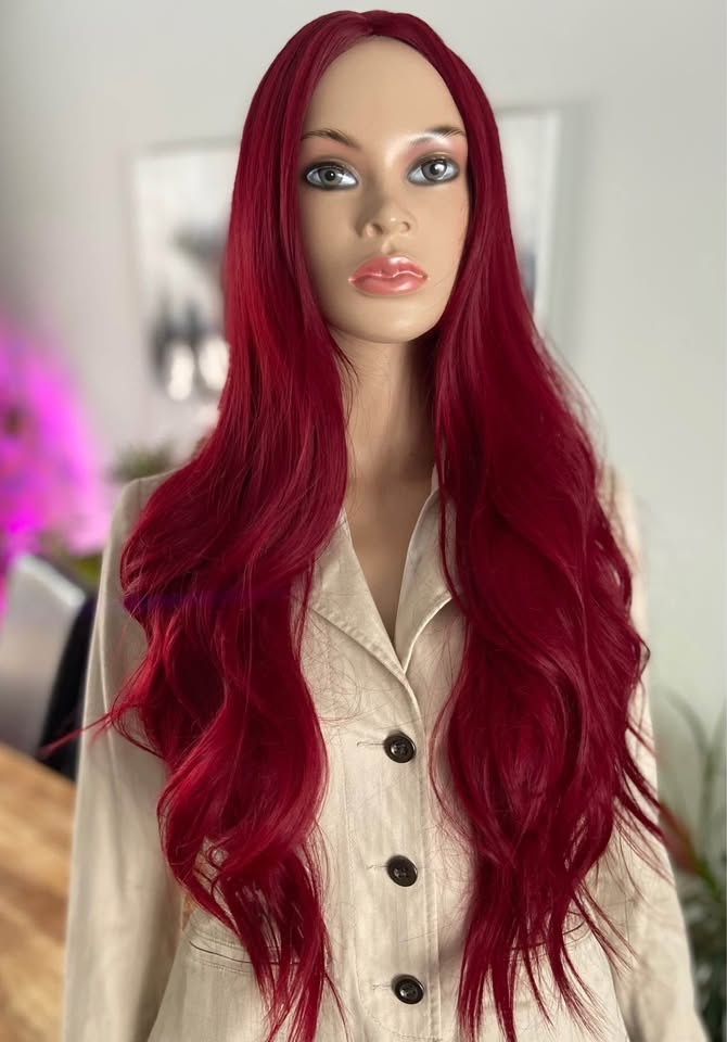 NWOT 34” Long Layered Deep Red Mermaid Poison Ivy Wig 2251 - photo 2