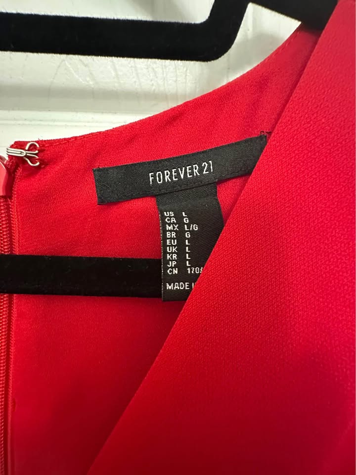 Red Dress - photo 2