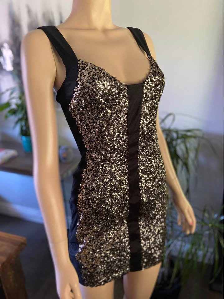 NWT Jessica McClintock Black Sequin Cocktail Dress Size 4 (104) - photo 3