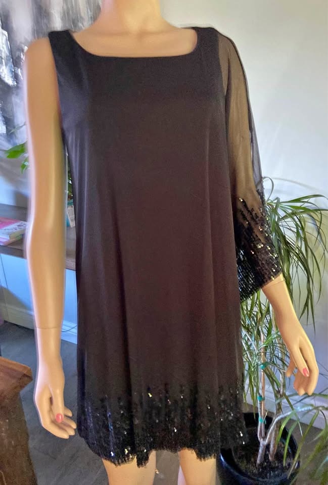 NWT Onyx Nite Black Sequined Cocktail Dress (Sz 4) 917