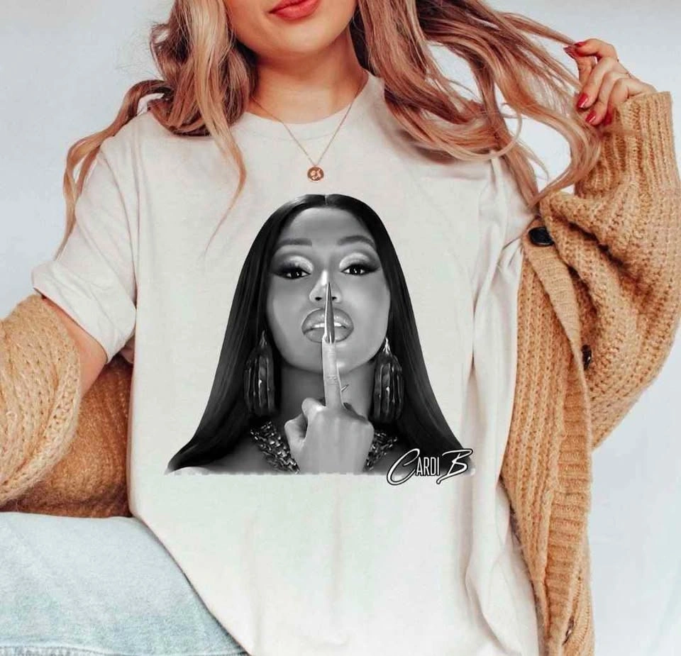 Cardi B T-shirt - photo 4