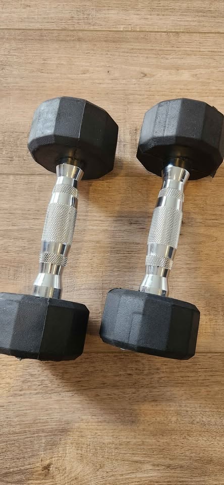 New 5 LB Coated 12-Sided Dumbbell - photo 5