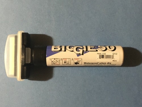 ZIG POSTERMAN BIGGIE - 50MM WIDE NIB MARKER BLACK