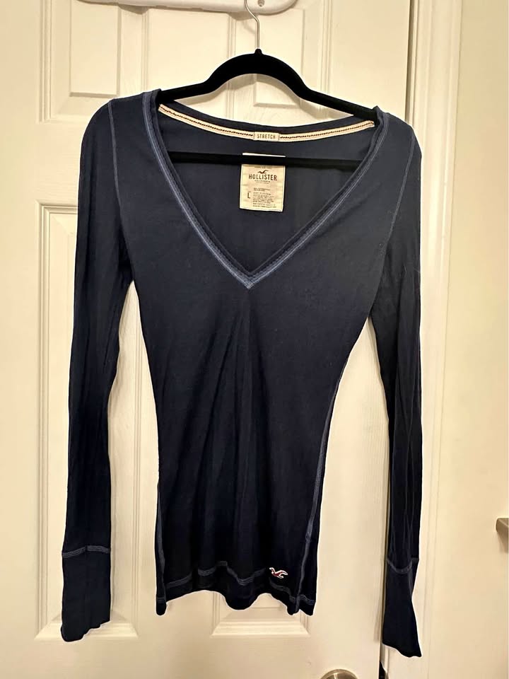 Hollister Long Sleeve Blue Top
