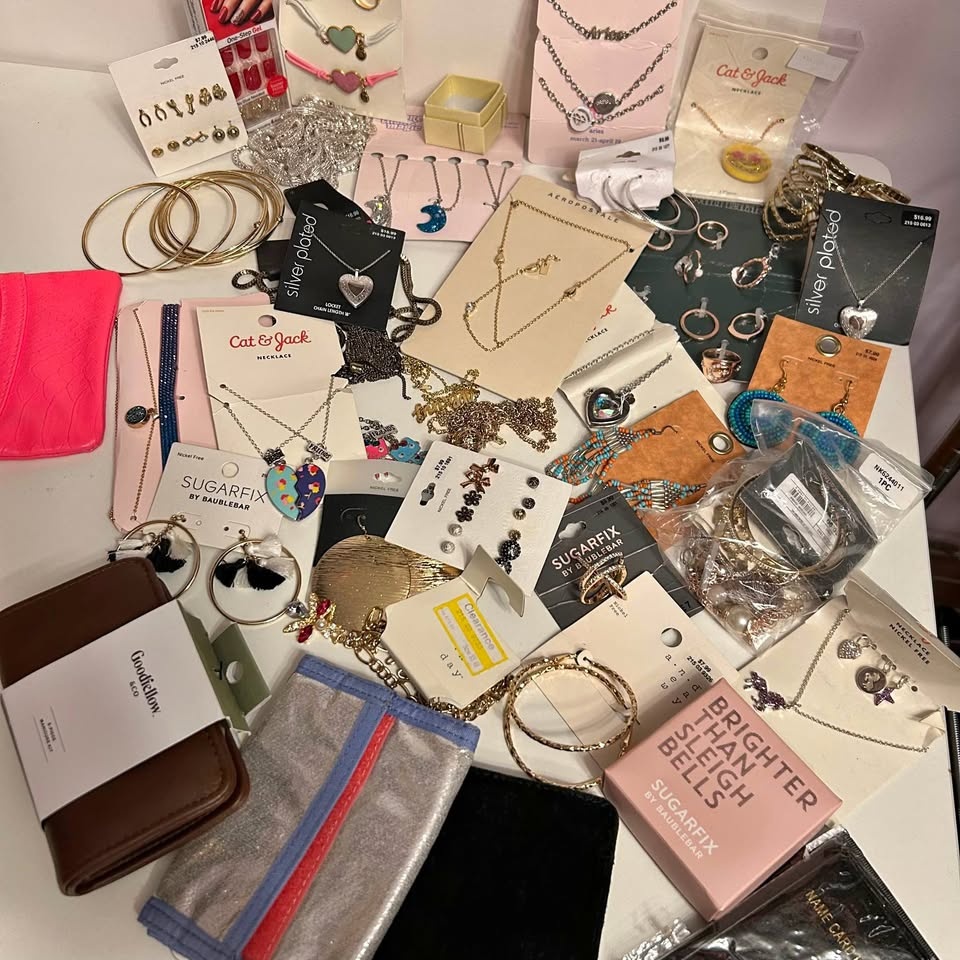 NEW Y2K ACCESSORIES ASSORTED JEWELRY LOT