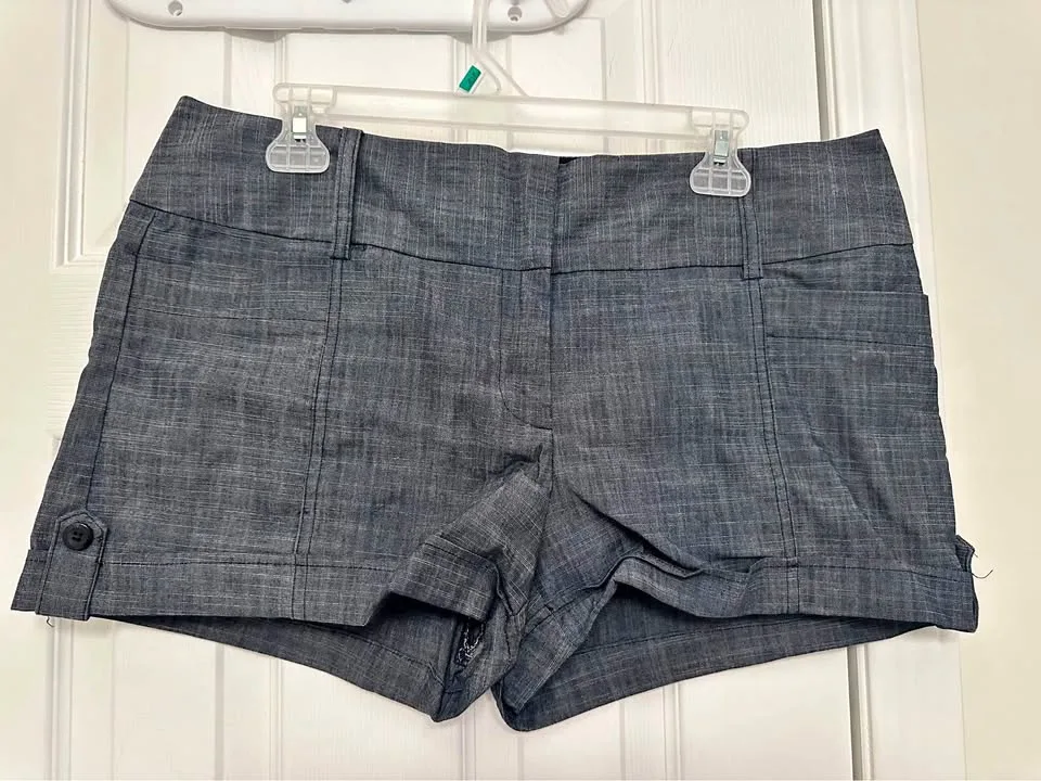 Gray Guess Shorts thumbnail