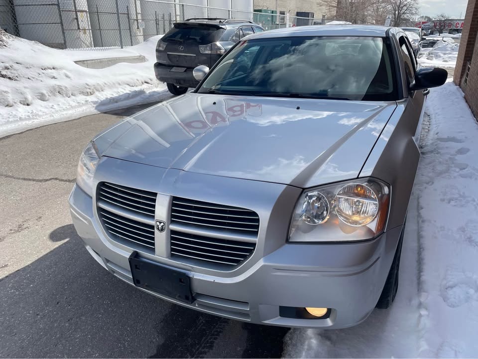 2007 Dodge Magnum SXT - photo 2