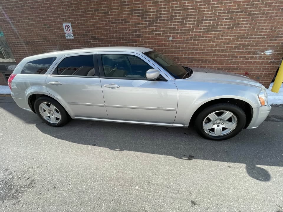 2007 Dodge Magnum SXT - photo 3