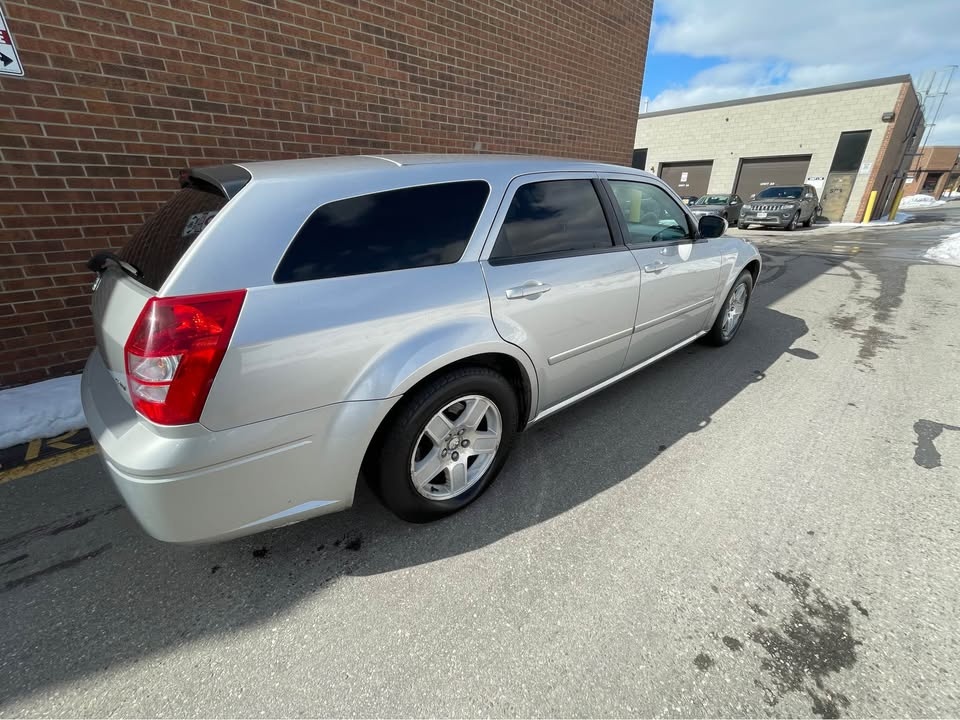 2007 Dodge Magnum SXT - photo 4