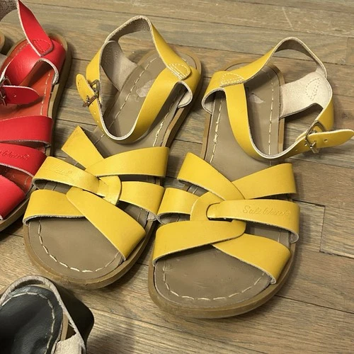 Salt Water US7 Lot of Three Pairs of Sandals Red Black Yellow Wo - photo 4