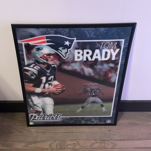 Tom Brady 3D Lenticular Framed Poster NFL Licensed Patriots - photo 2