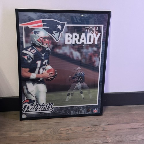 Tom Brady 3D Lenticular Framed Poster NFL Licensed Patriots - photo 4