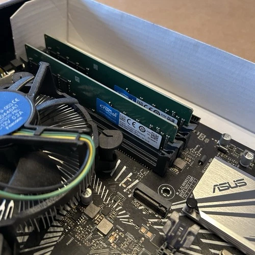 ASUS Z390-P Motherboard + Celeron G4930 + 16GB DDR4 RAM - photo 2