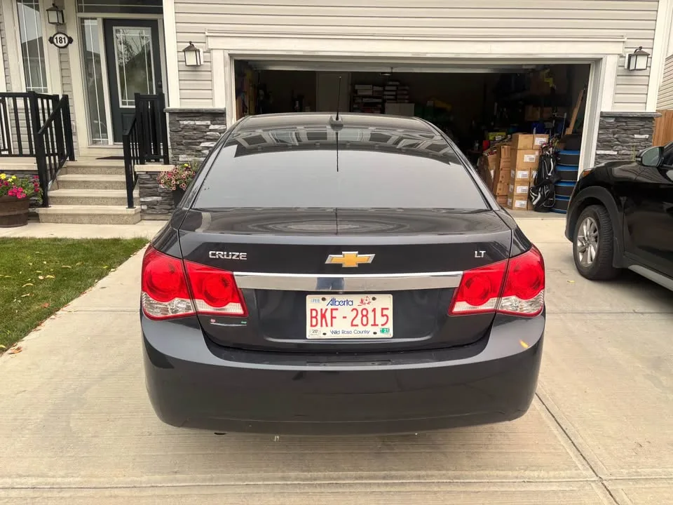 2015 Chevrolet Cruze image indicator(3)