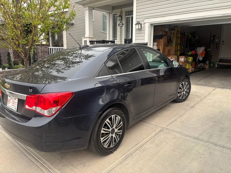 2015 Chevrolet Cruze image indicator(4)