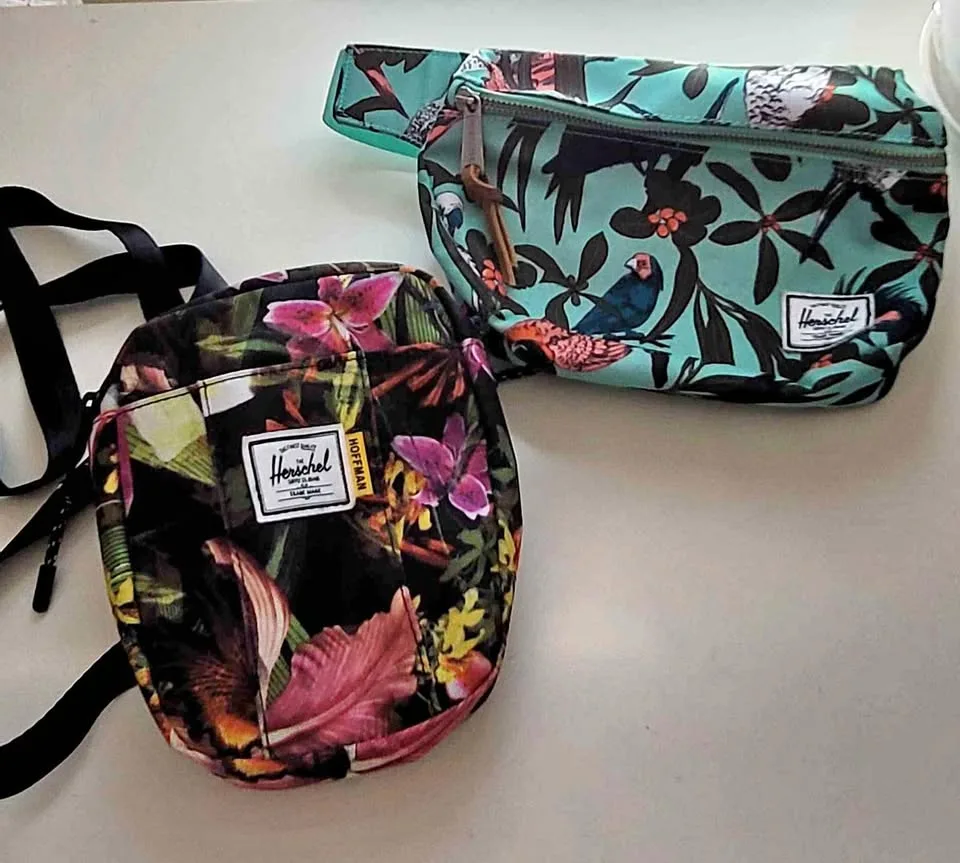 NEW Herschel Purses thumbnail