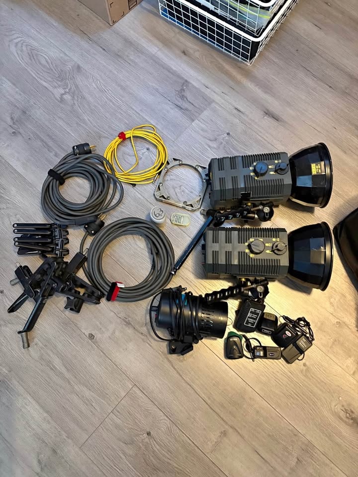 Photography Light Fixtures Set and Accessories
