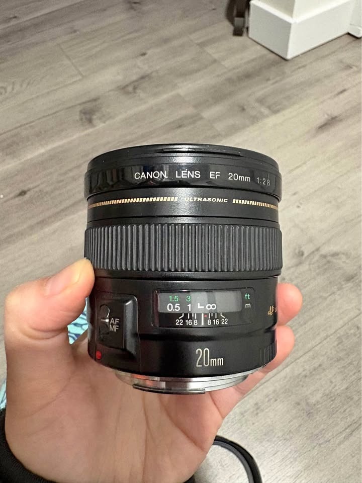 Canon Lens EF 20mm 1:2.8 Ultrasonic