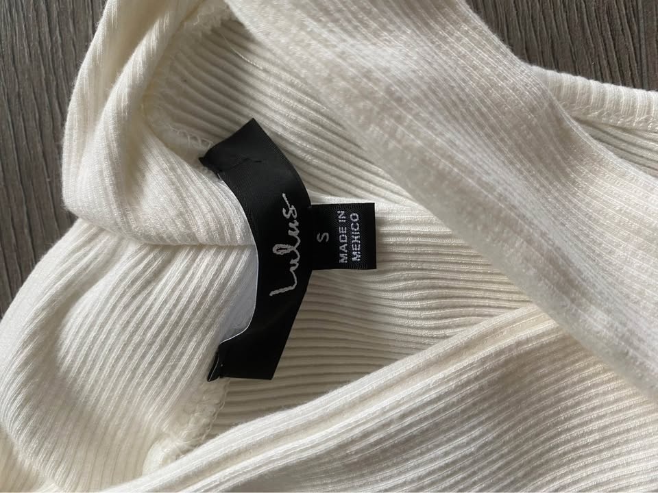 Lulus cross front top S - photo 3