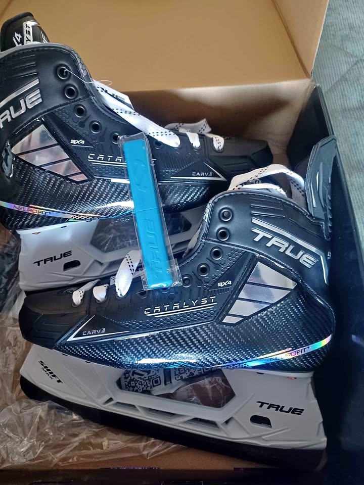 True Catalyst 9X4 Skates