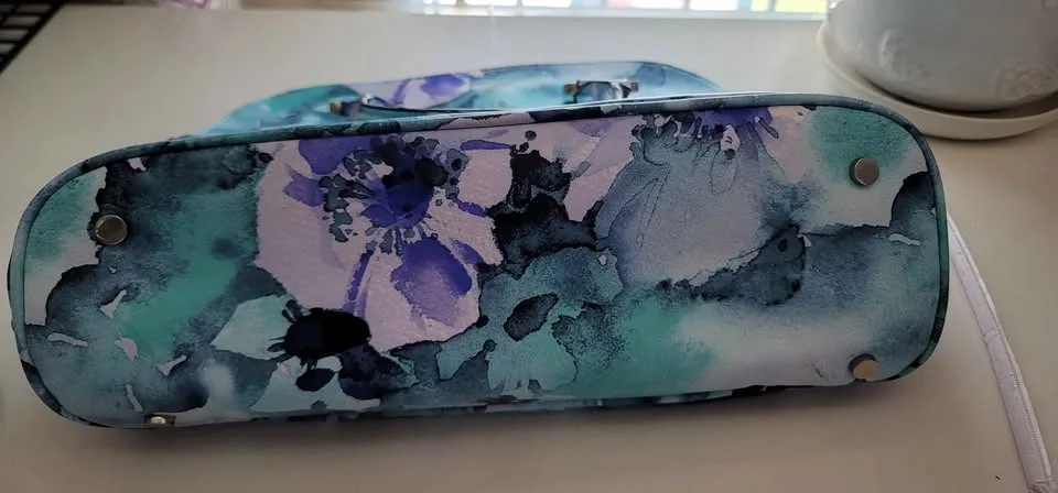 London Fog Purse image indicator(3)