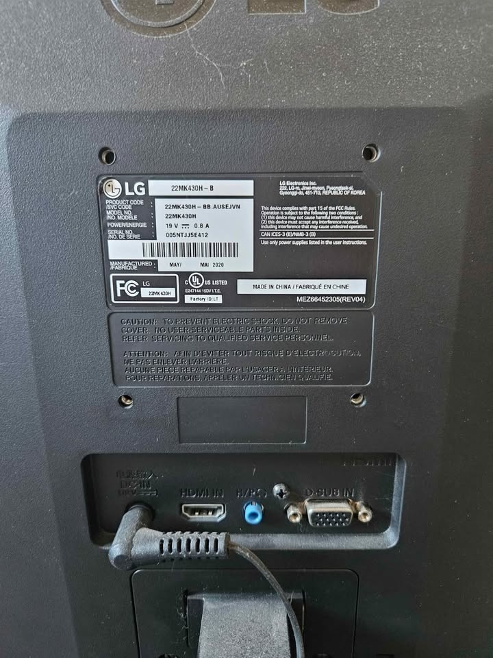 LG Monitor - photo 3