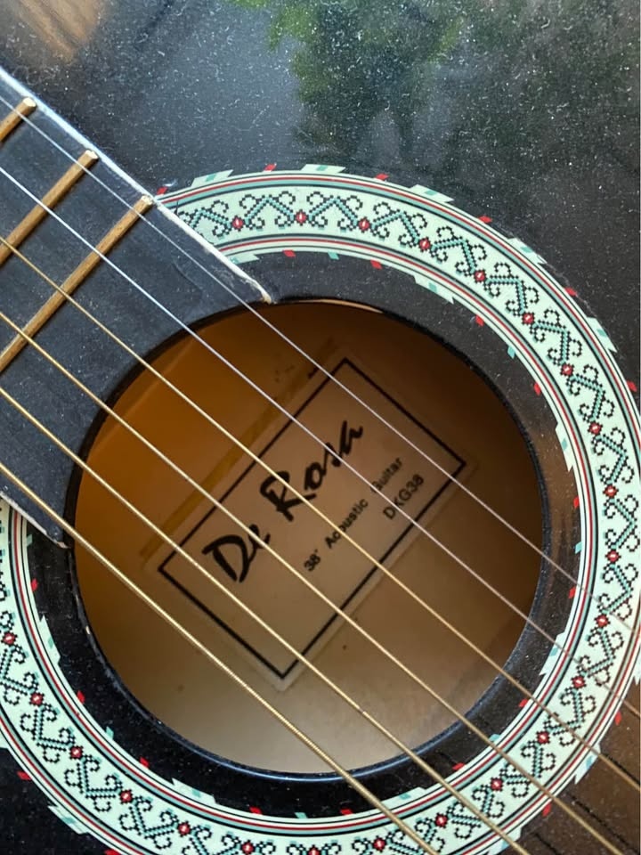 De Rosa 38" Black Acoustic Guitar DKG38 - photo 3
