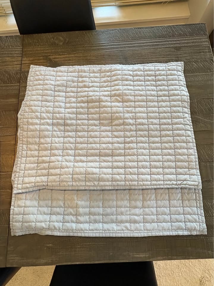 Queen Size Bed Cover and Pillow Cases - photo 2
