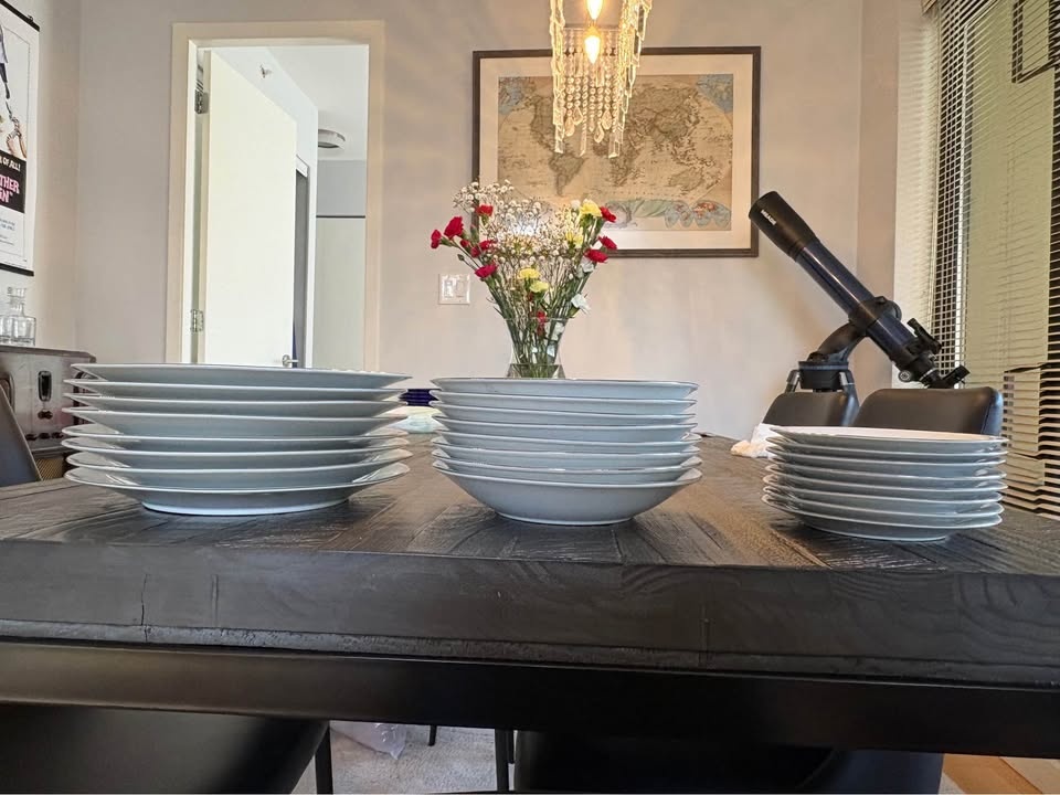 Dishware and silverware set - photo 3