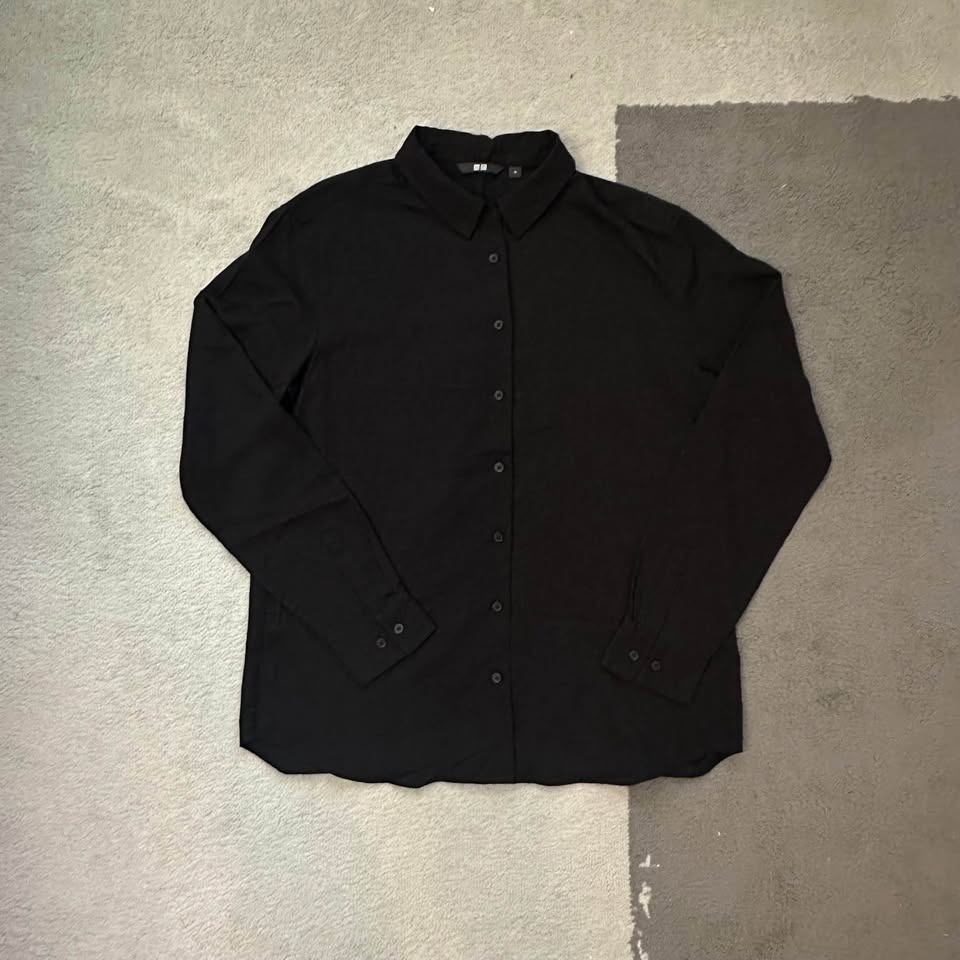 Uniqlo Button Down Shirt