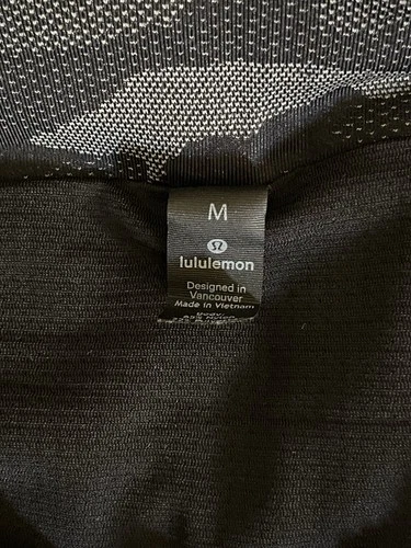 Lululemon Men’s Camo Grey Shorts Sz M 100 % Authentic - photo 3