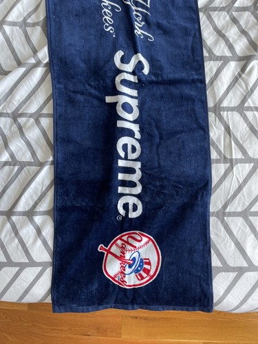 Supreme New York Yankees Hand Towel Navy - photo 3