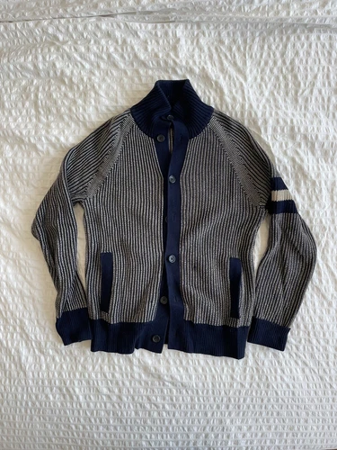Banana Republic Button Up Sweater Sz M 100 % Authentic