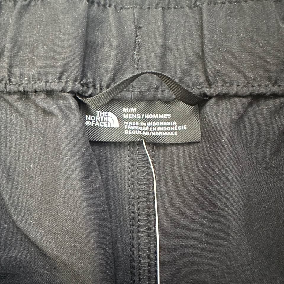 North Face Convertible Pants - Size Medium - photo 2