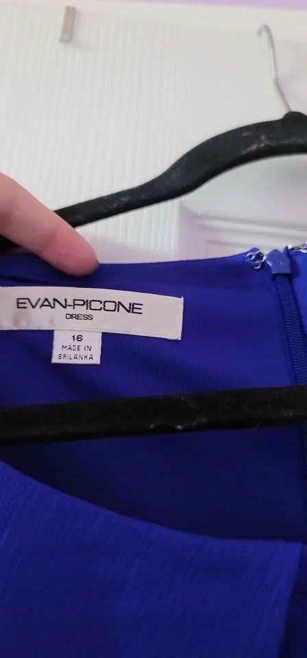 Evan Picone Women's Dress Size 16 image indicator(3)