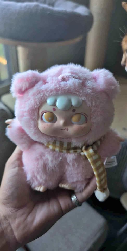 Dai's Animal Crazy Party Plushie Pendant( Hungry Pig)