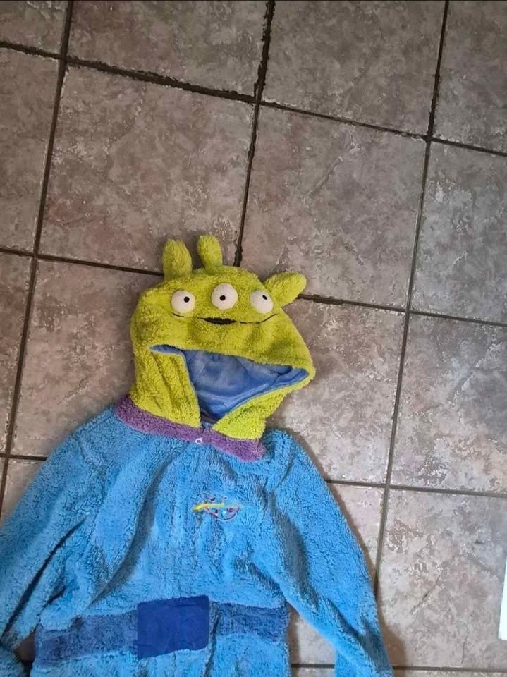 Toy Story Alien Costume Onesie (13/14Y) - Brand New - photo 5
