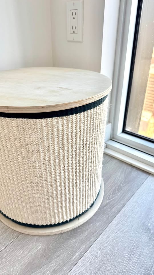 Cat Scratcher / Coffee Table - photo 3