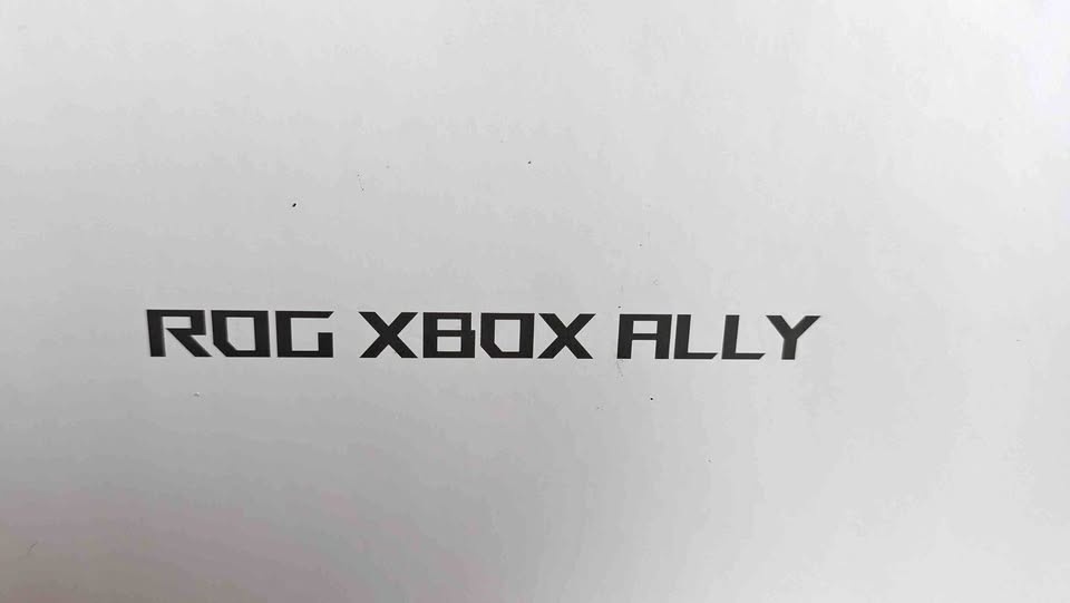 ASUS ROG Xbox Ally Z1A 16GB RAM 512GB White