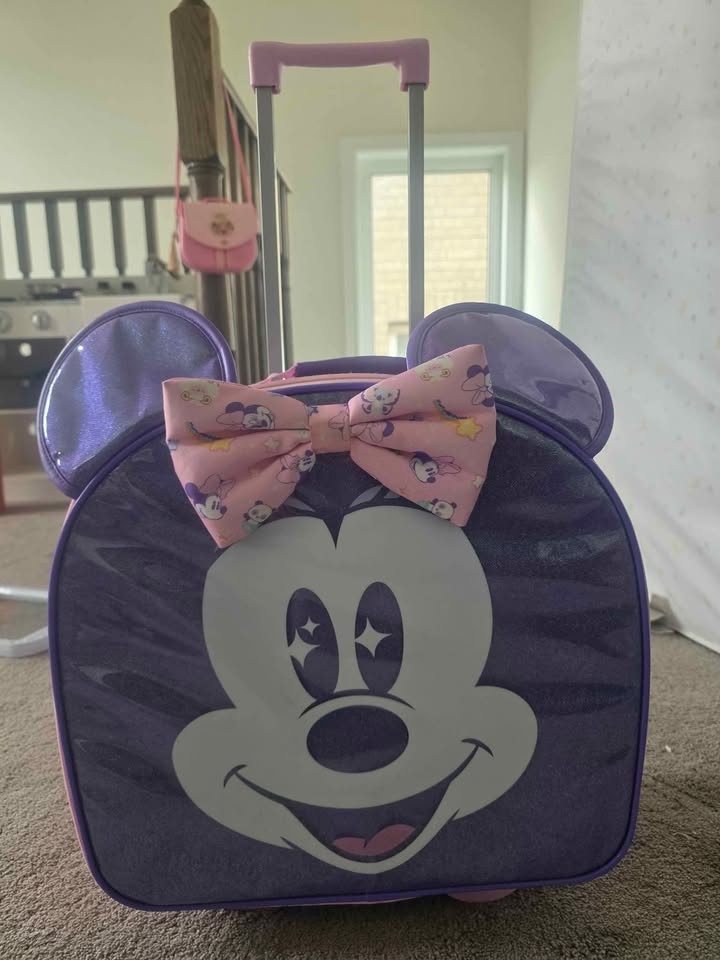 Minnie Mouse Kids Suitcase - photo 3