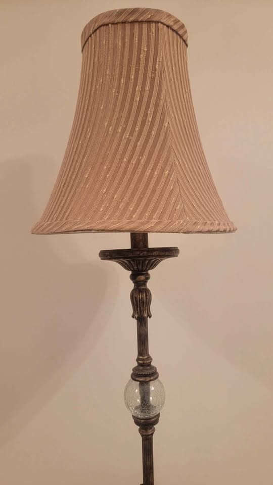 Bronze Floor Lamp w/ Pleated Shade - photo 4