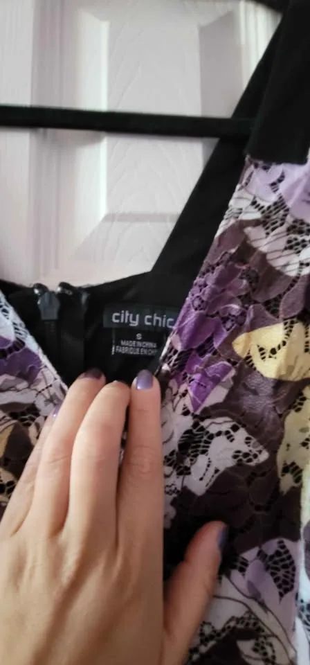 NEW City Chic Women's Dresses Size 16/18 image indicator(5)