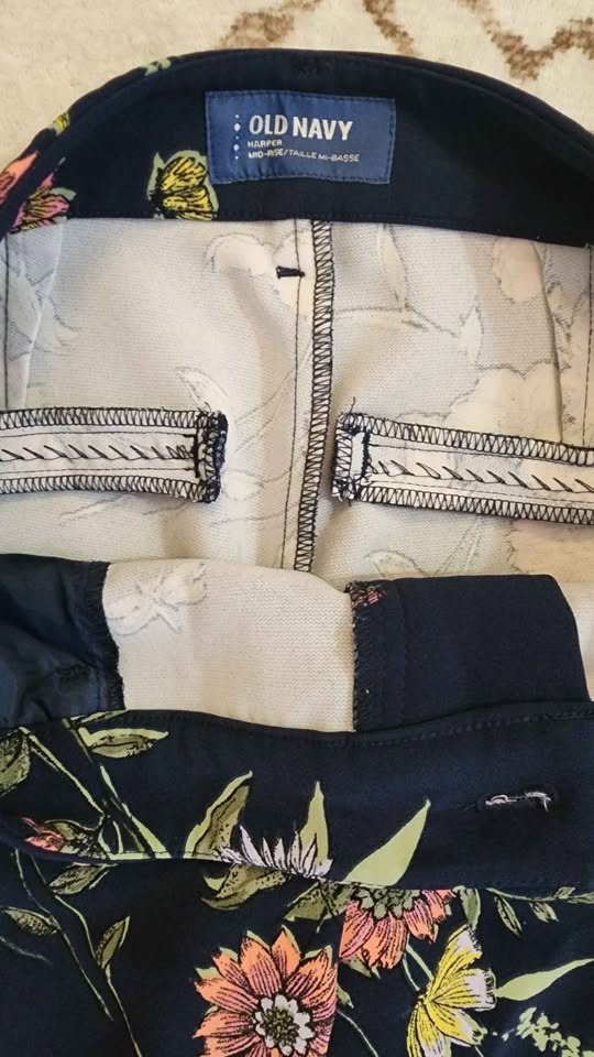 Old Navy Floral Dress Pants - Size 4 Petite - photo 3