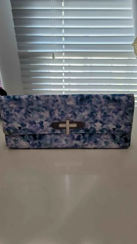 Le Chateau Women's Heels Size 8 image indicator(6)