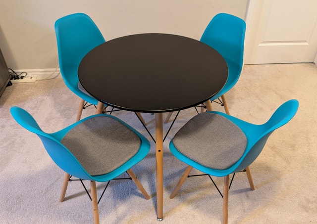 Dining Table Set - 4 Chairs & 1 Table