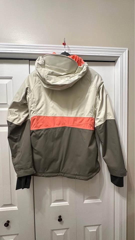 Mountain Hardwear Returnia Ski Jacket - Women's M (fits S/XS) - photo 2