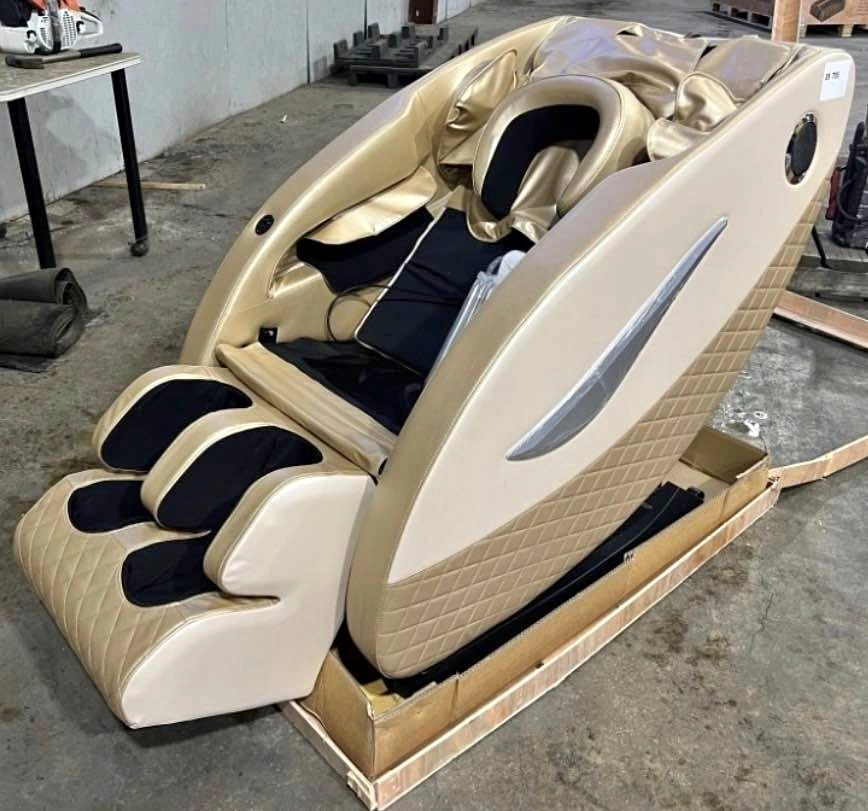 Brand New Zero Gravity Massage Recliner Chair