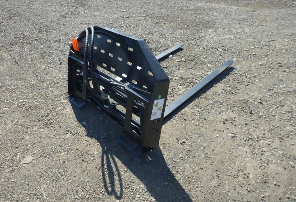 NEW - Side Shift Pallet Forks - Skid Steer Attachment - 60 In - photo 2